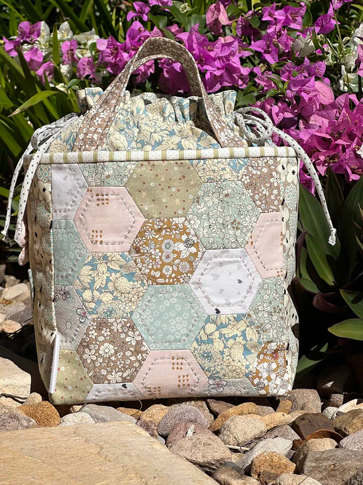 TBH-D, Tully Tote Pattern by the Birdhouse, Finished size is 8"x8"x5" + straps.