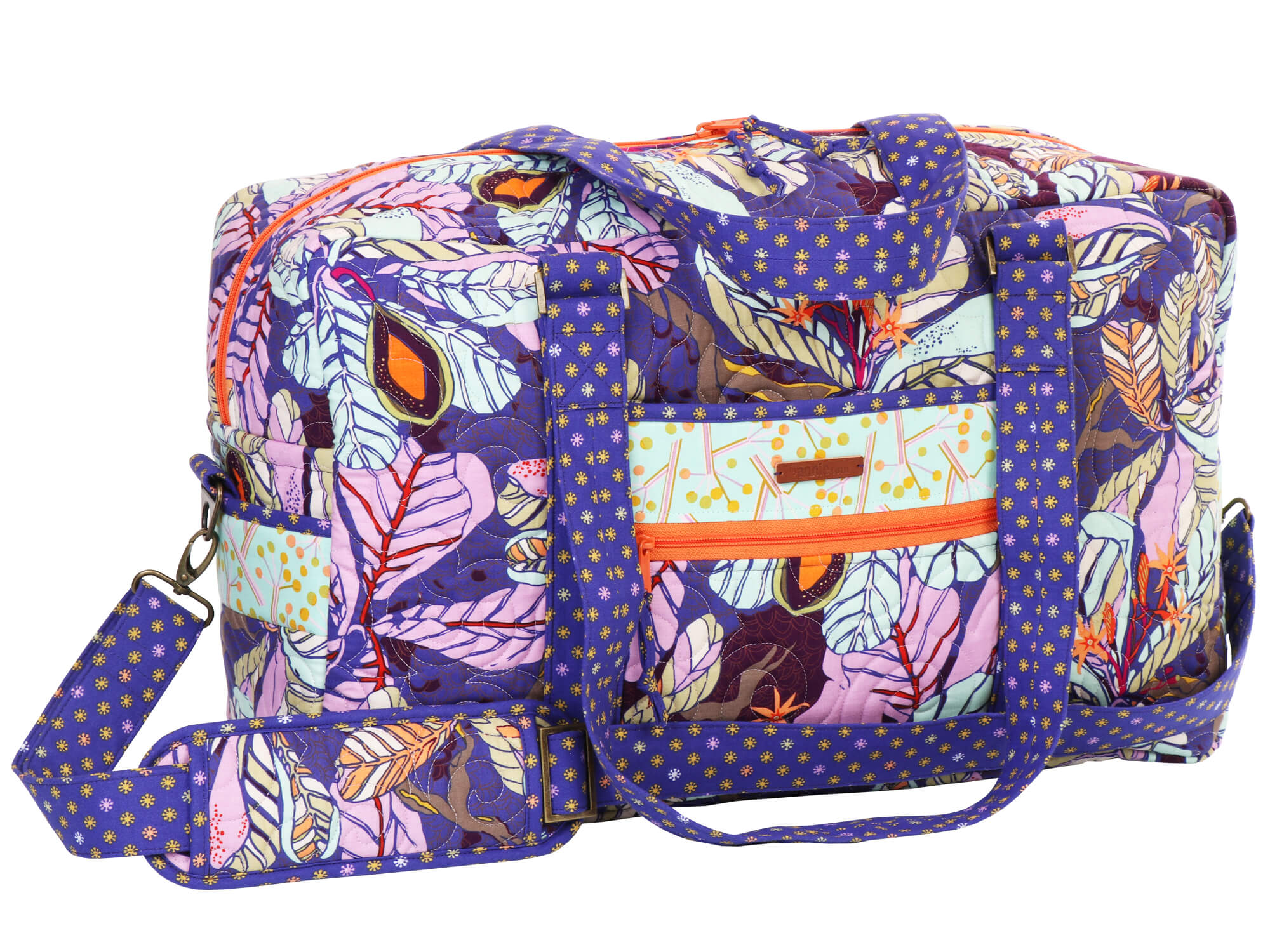 Pattern, Round Trip Duffle (English)